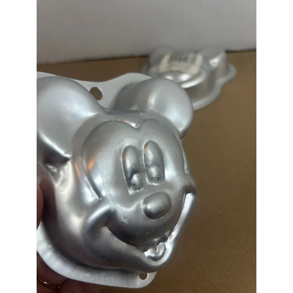 Vintage 1998 Disney Mickey Mouse Mini Cake Pan Jello Mold Set of 3 Wilton Ind.